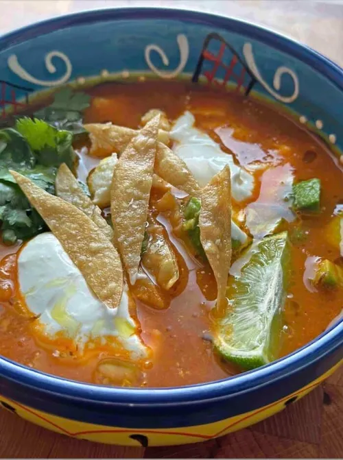 Sopa azteca